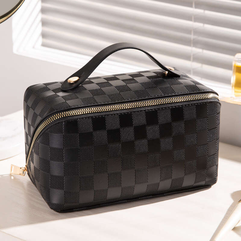 Large Capacity Travel Cosmetic Bag Plaid Checkered Makeup Bag Portable  Leathe