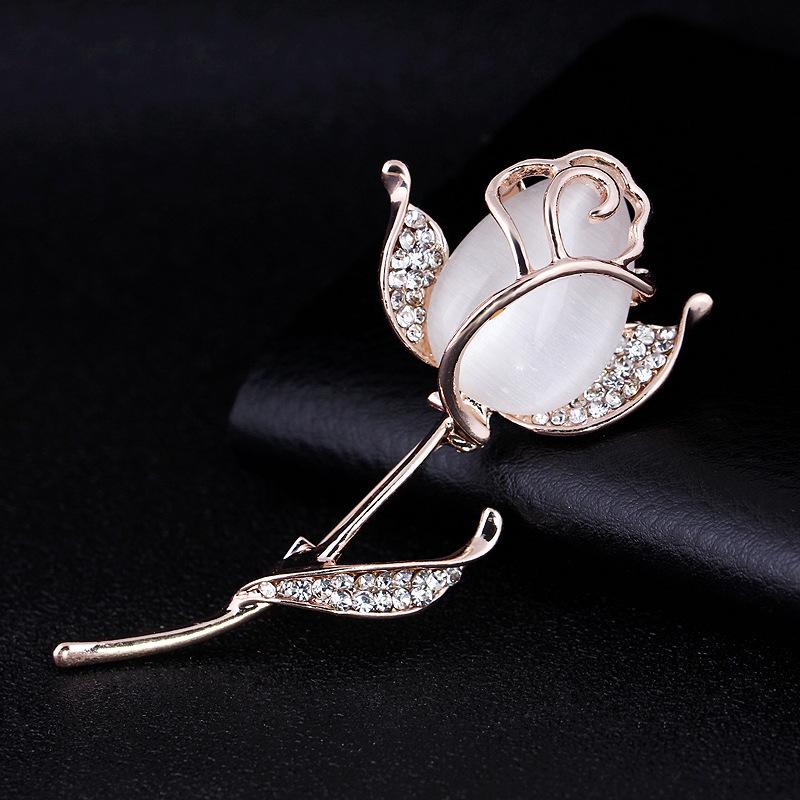 Temu 1pc Crystal Flower Brooch Pin for Men Women, Vintage Elegant Rhinestone Rose Brooch, Accessories Jewelry, Jewels Gift for Men's Suit Clothing, 3.
