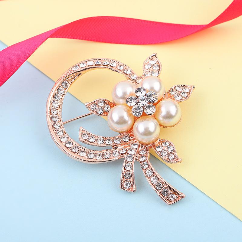 Moda de lujo Elegante Faux Pearl Flor Broches Prendedores Para Mujeres  Niñas Ropa Magnífica Decoración Ramillete Boda Banquete Ropa Ornamento  Regalos