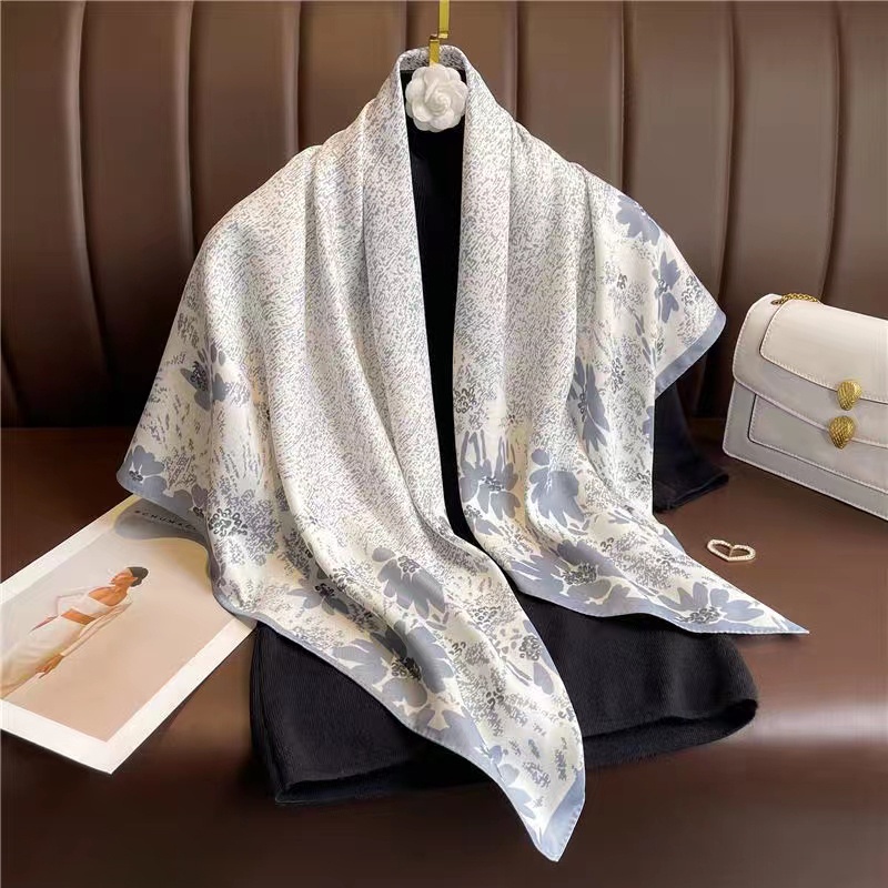 Louis Vuitton Monogram Flower Toweling Robe