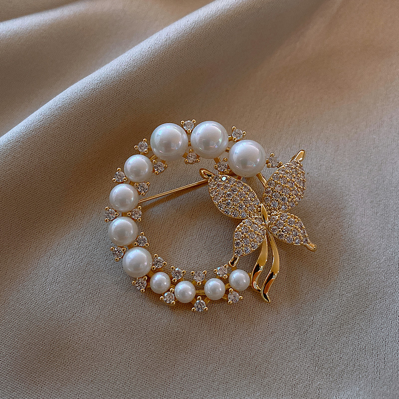 Crystal Brooch Multi-colour Magpie Bird Woman's Pearl Gold Tone Brooch Pin  