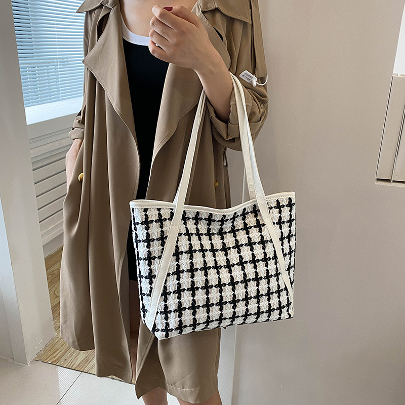 Plaid Pattern Fabric Shoulder Bag, Women's Bear Decor Tote Bag, Large  Capacity Handbag For Work - Temu