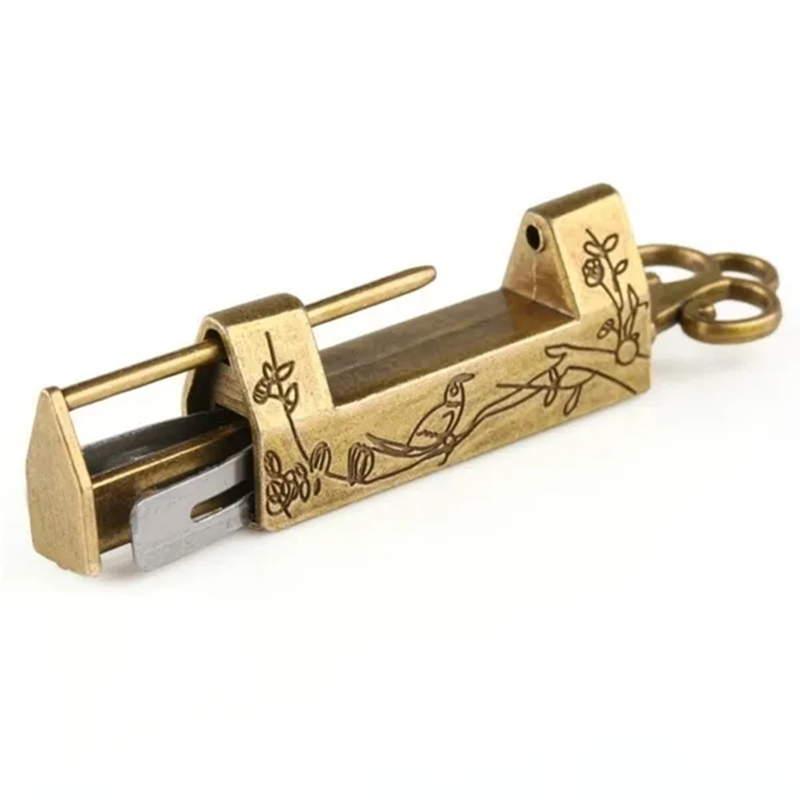 VINTAGE Style BEE Type Padlock - Lock with Key - Brass - Honey Bee (5230)