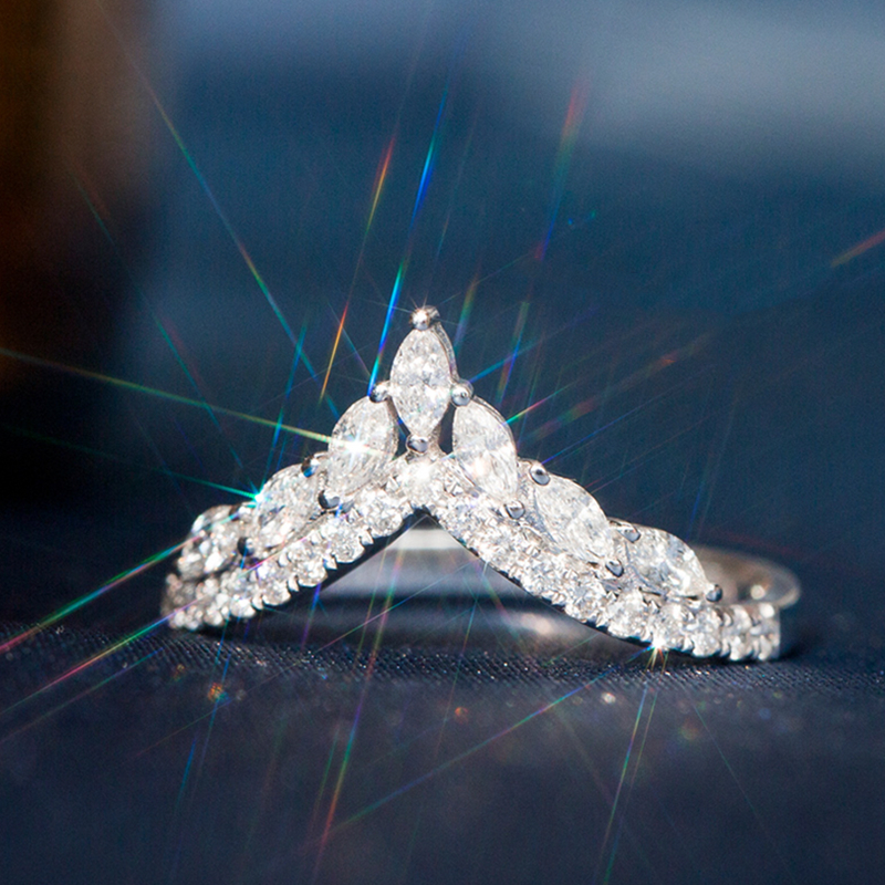 V shaped diamond on sale ring