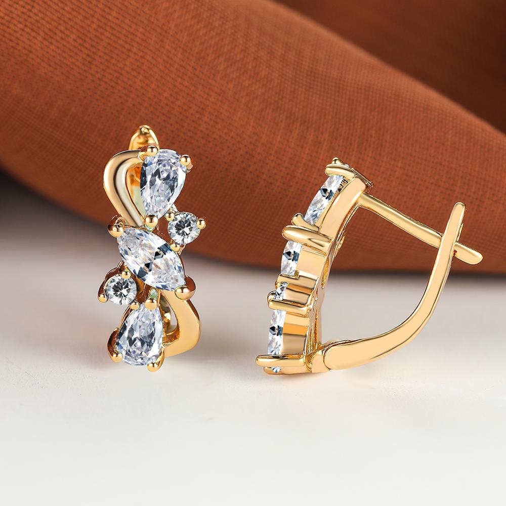 Luxurious Teardrop Marquise Cut Synthetic Zirconia Dangle Earrings