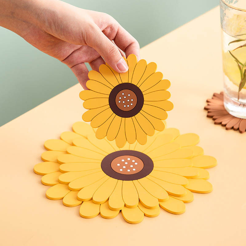 Tea Mat Silicone Flower Coasters Cute Non-Slip Coaster for Drinks