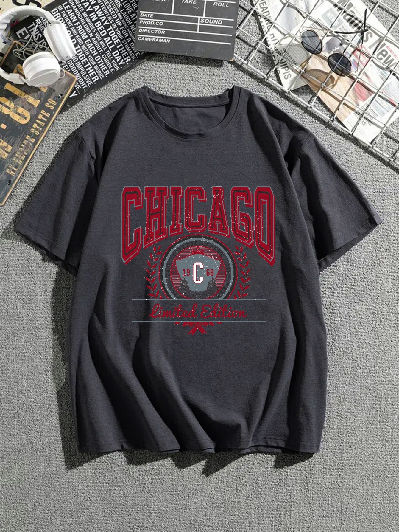 Black Chicago Graphic Oversized T Shirt  Oversized tshirt, Graphic tee  outfits, T shirt