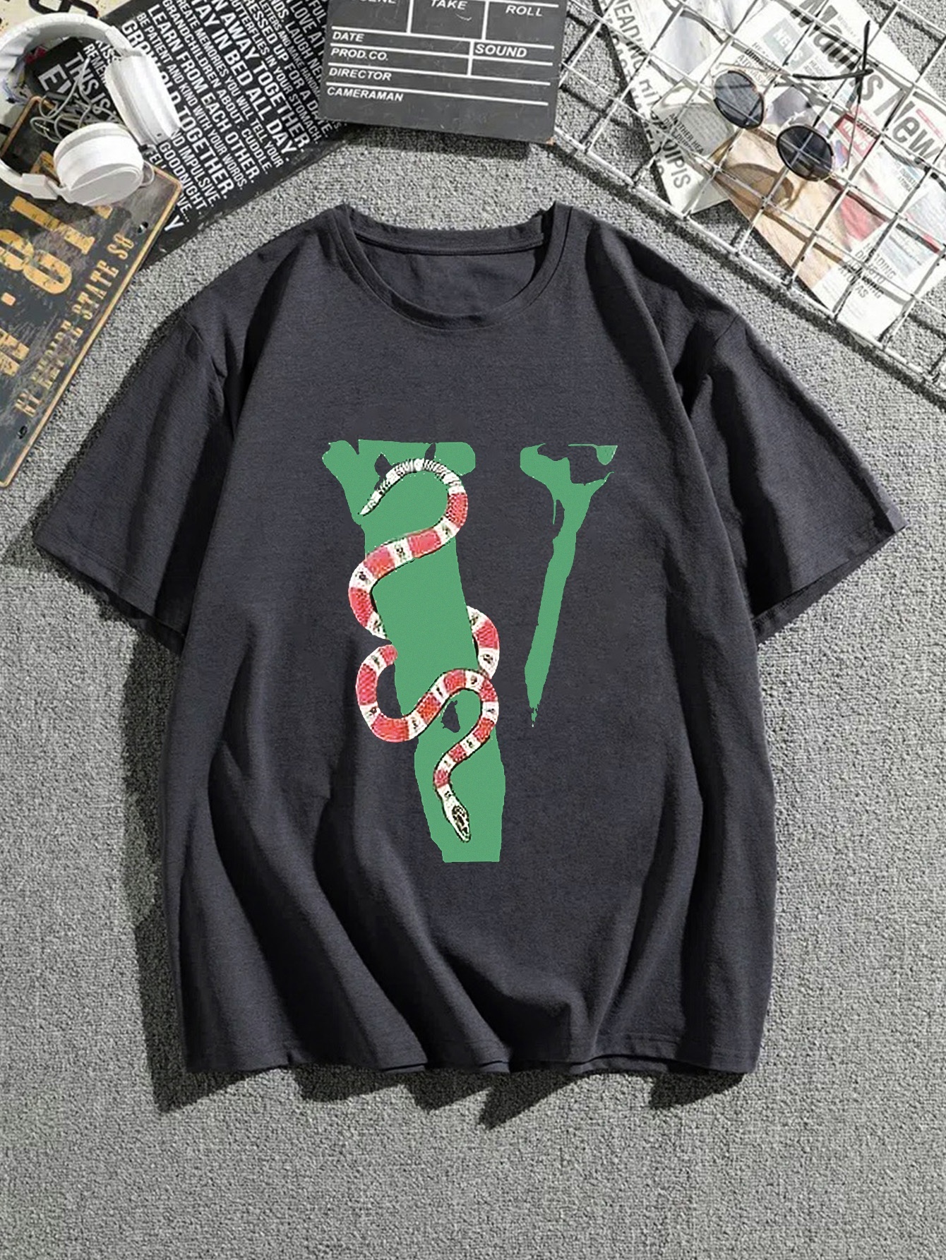 Gucci snake print T-shirt  Print t shirt, Snake print, Cool t shirts