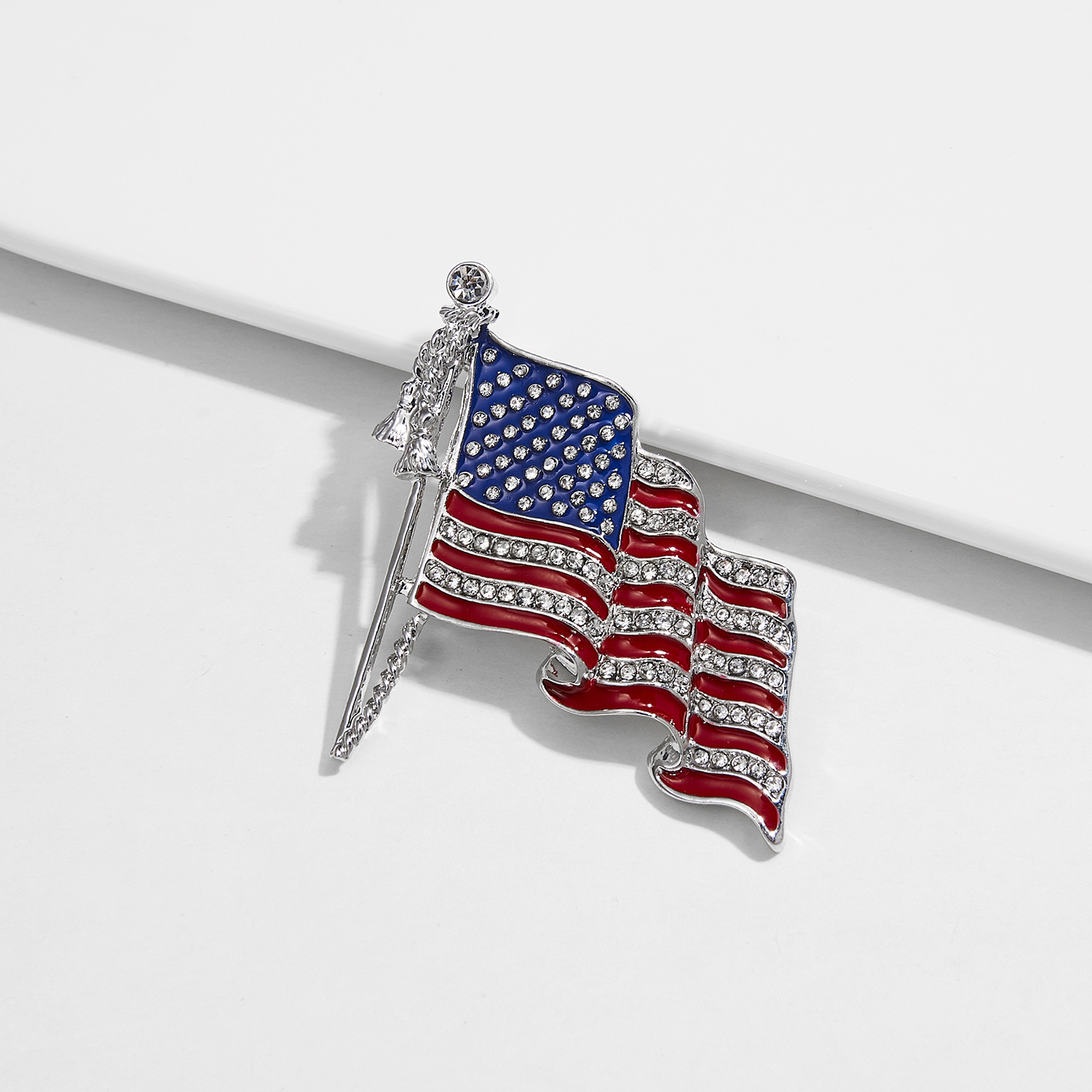 American Flag Lapel Pin,American Flag Badge Pins,United States Patriotic  Pins, USA Badge Pin,Enamel Pins for Backpacks Sweater Hats Bags Jackets