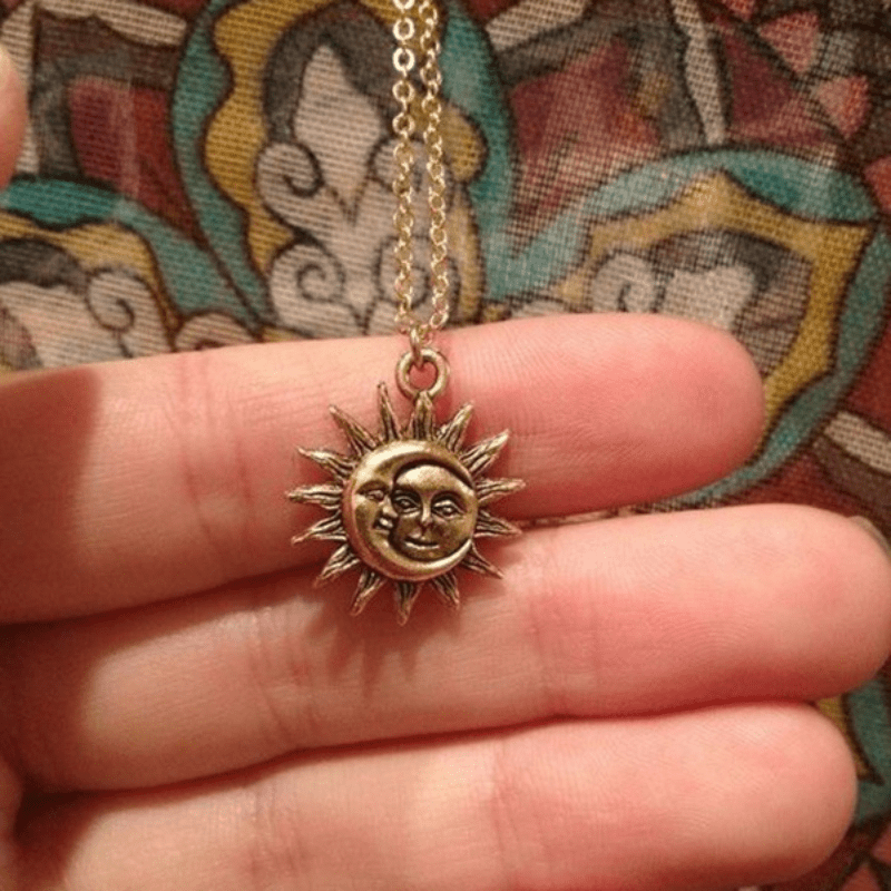 Creative Sun And Moon Pendant Necklace