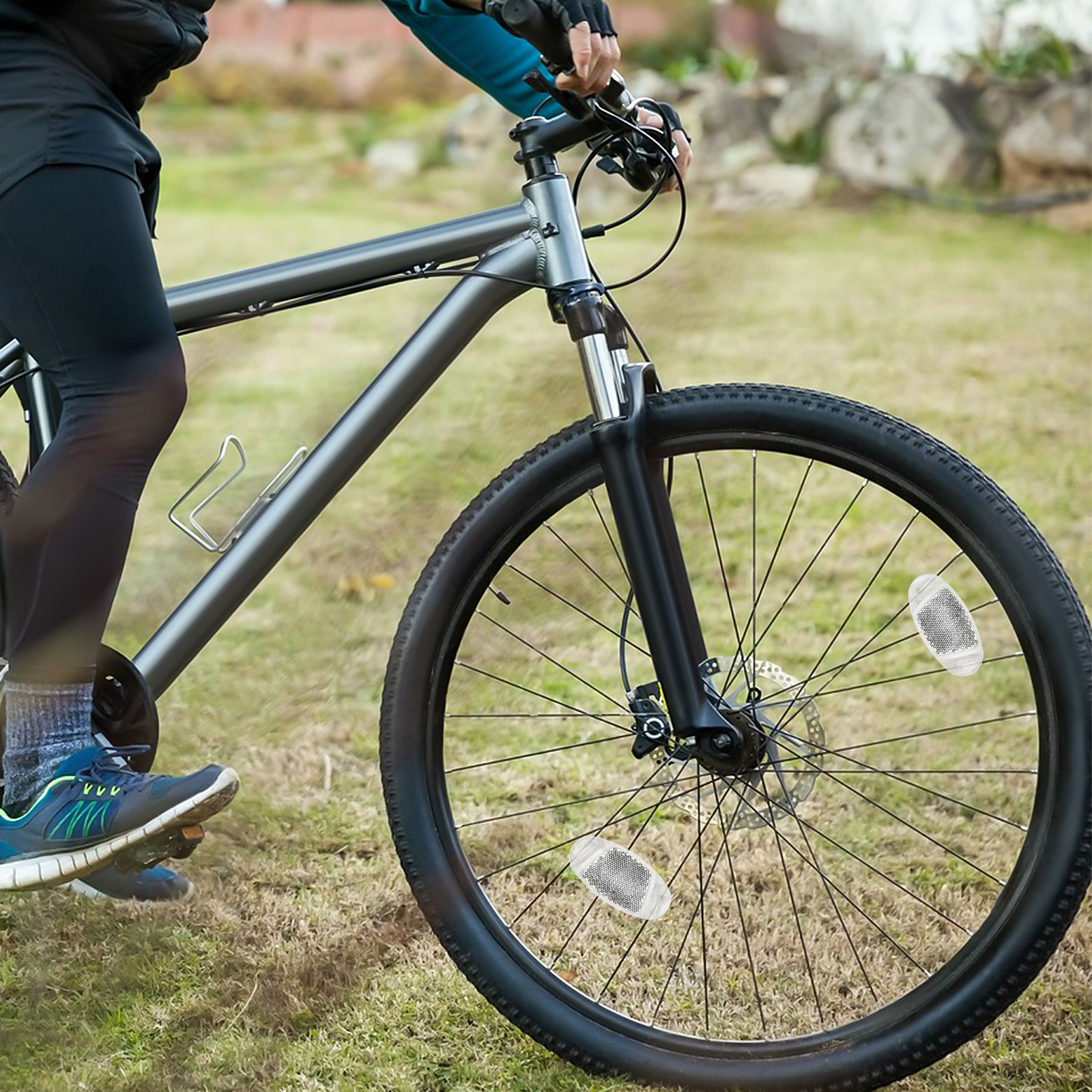 Set di catarifrangenti per biciclette da 8 pezzi, catarifrangenti per bici  anteriori e posteriori, staffa per riflettori per raggi per ruote di