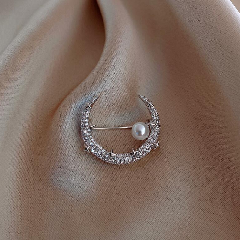 Silver Rhinestone Brooch, Sparkly Brooches Pins Wedding, Crescent Moon  Brooch, Bridesmaid Bridal Pin, Crystal Pearl Brooches for Women Gift 