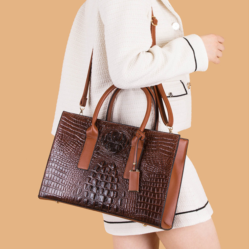 Women Brown Croc-Skin Patterned Laptop Case