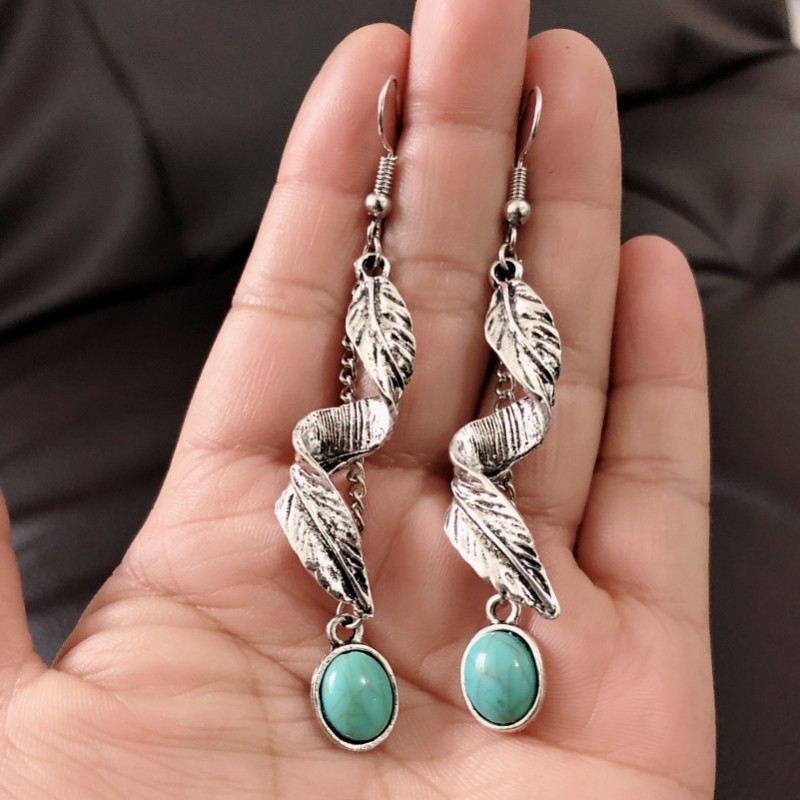 Silvery Twist Feather Design Oval Turquoise Decor Chain Dangle Earrings Retro Elegant Style Silver Plated Jewelry Daily Casual