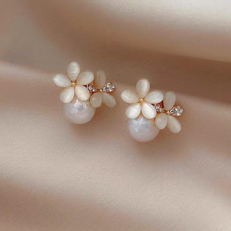 

Faux Opal & Flower Decor Stud Earrings Simple Sweet Cute Stud Earrings With S925 Silver Needle