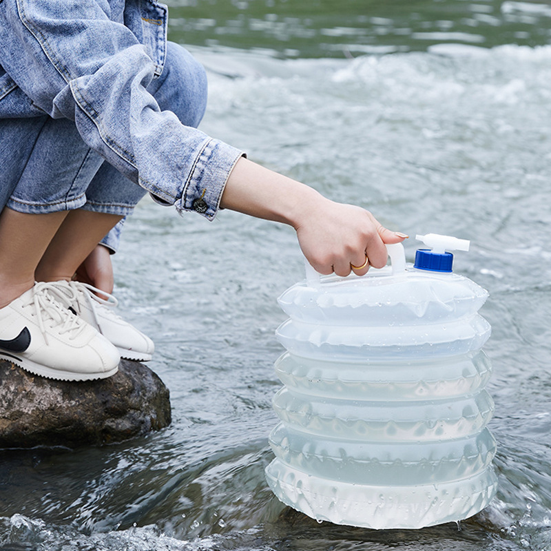 1pc Portable Collapsible Water Bucket With Tap