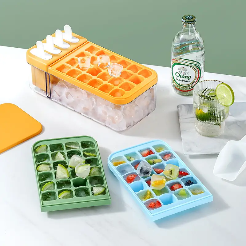 Ice Cube Trays for Freezer with Lid,Creative Refrigerator Ice Mold ice  Hockey Household Ice Box Small Freezer Frozen Ice Cube Mold 