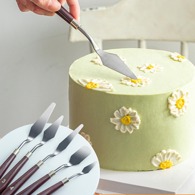 10 Best Cake Decorating Tools for Beginners, Cake Decorating Tools