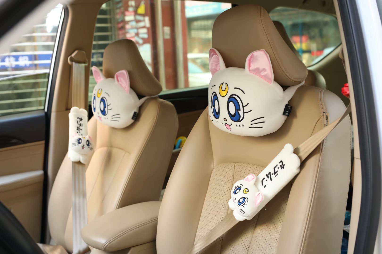 beauty!  Car accessories, Girly car, Car seats