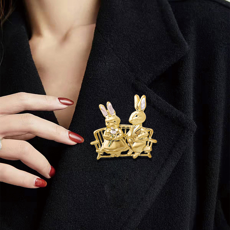 Louis Vuitton Womens Brooches & Corsages