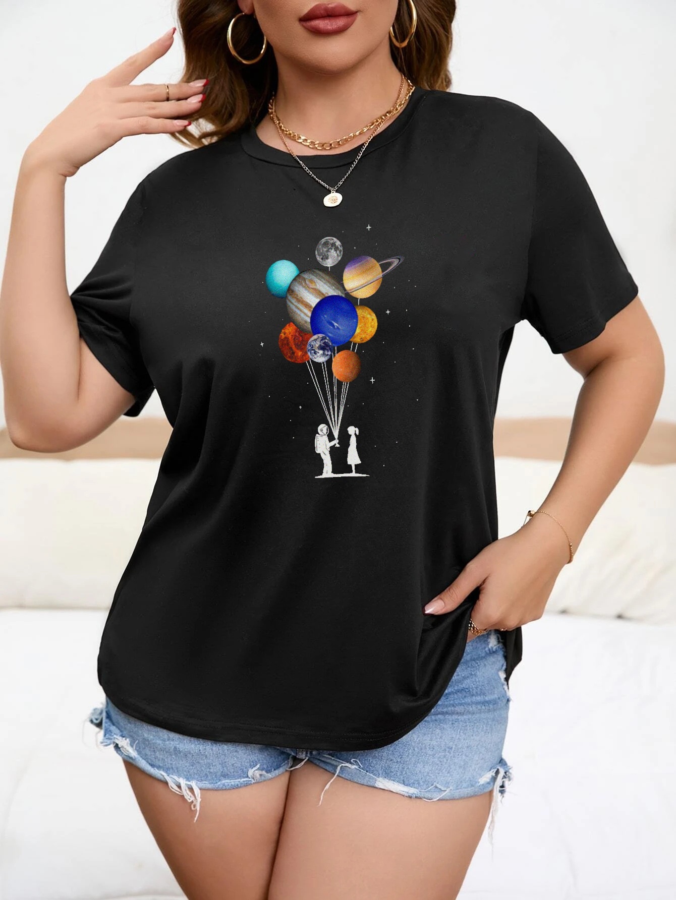 Womens Plus Size Graphic T-Shirts.