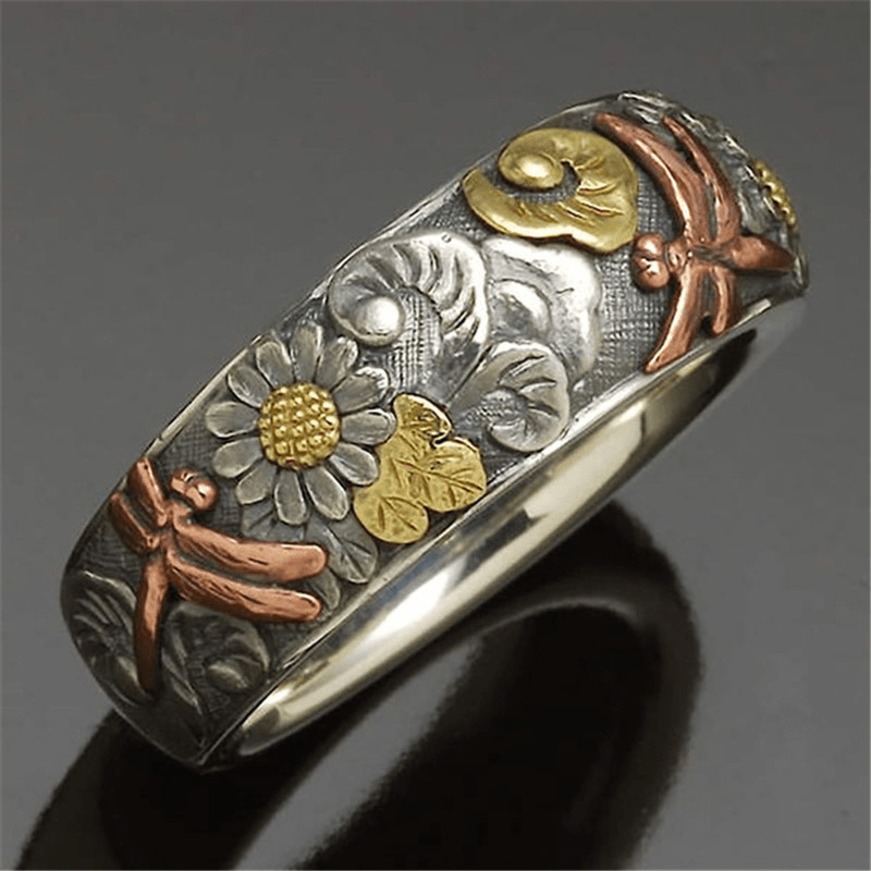 Vintage Style Dragonfly Sunflower Pattern Band Ring
