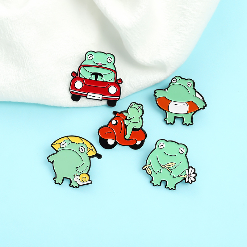 Cute Frog Car Brooch for Accessories