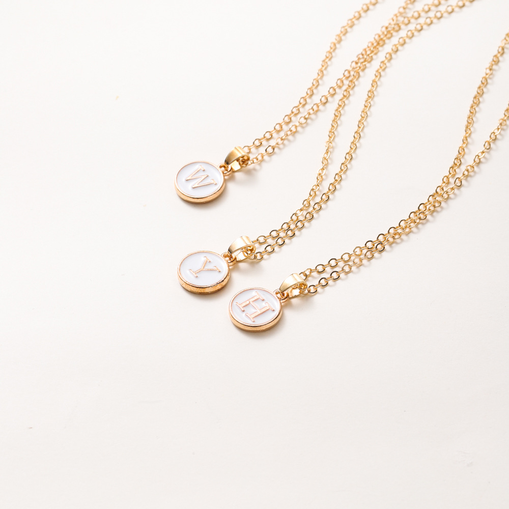 Elegant Golden-Tone Initial Necklace with Interlocking O-Link Chain - 1-26 Letters for Women, Durable Minimalist Jewelry Gift for Birthdays, Anniversaries & Special Occasions, Necklace, Birthday Jewelry, Sophisticated Style, Delicate Craftsmanship