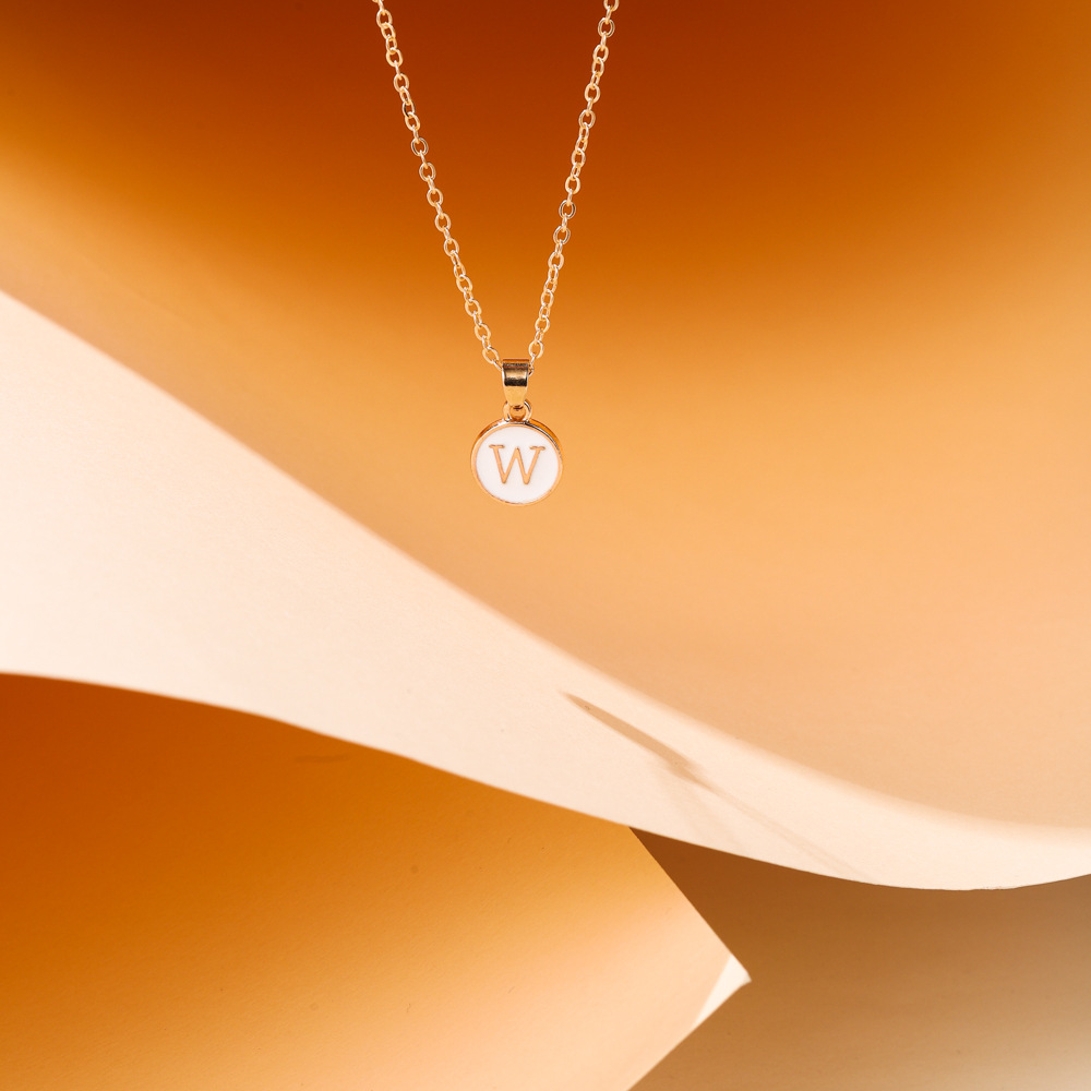 Elegant Golden-Tone Initial Necklace with Interlocking O-Link Chain - 1-26 Letters for Women, Durable Minimalist Jewelry Gift for Birthdays, Anniversaries & Special Occasions, Necklace, Birthday Jewelry, Sophisticated Style, Delicate Craftsmanship