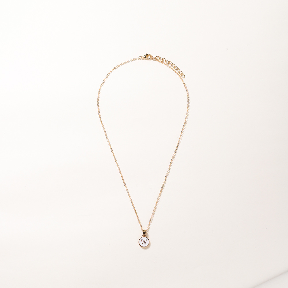 Elegant Golden-Tone Initial Necklace with Interlocking O-Link Chain - 1-26 Letters for Women, Durable Minimalist Jewelry Gift for Birthdays, Anniversaries & Special Occasions, Necklace, Birthday Jewelry, Sophisticated Style, Delicate Craftsmanship