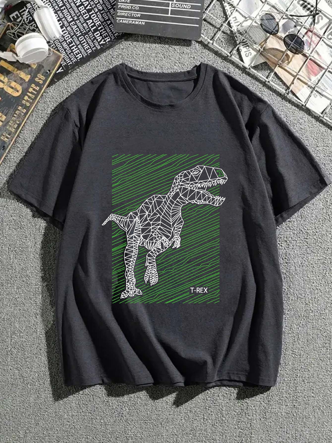 Dinossauro De Camisa