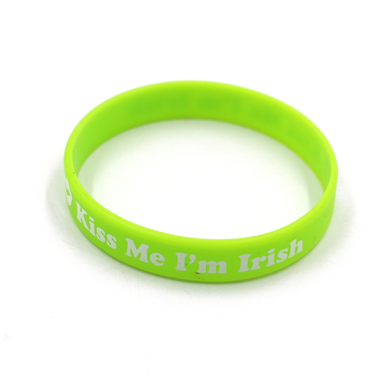 Kiss Me I'm Irish Bracelet, St Pattys Day, Four Leaf Clover