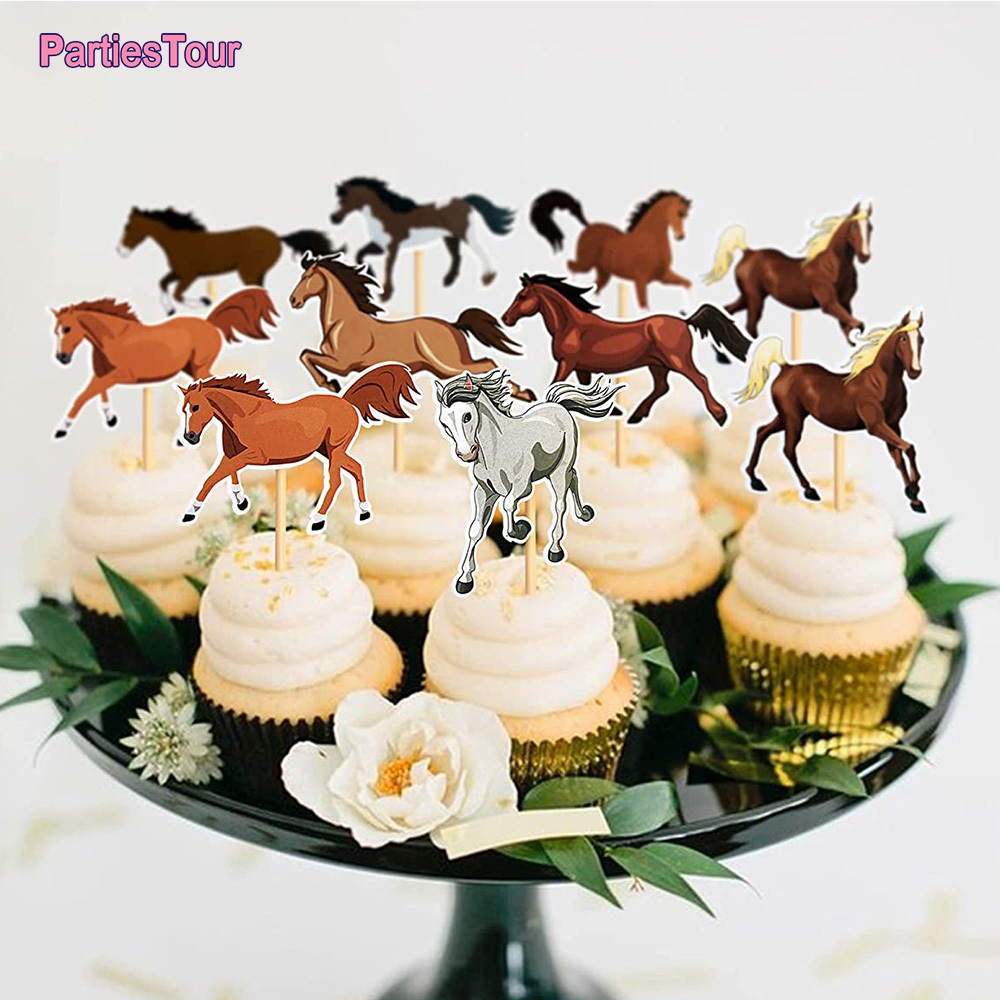 Money pulling horse racing cake, Food & Drinks, Homemade Bakes on Carousell