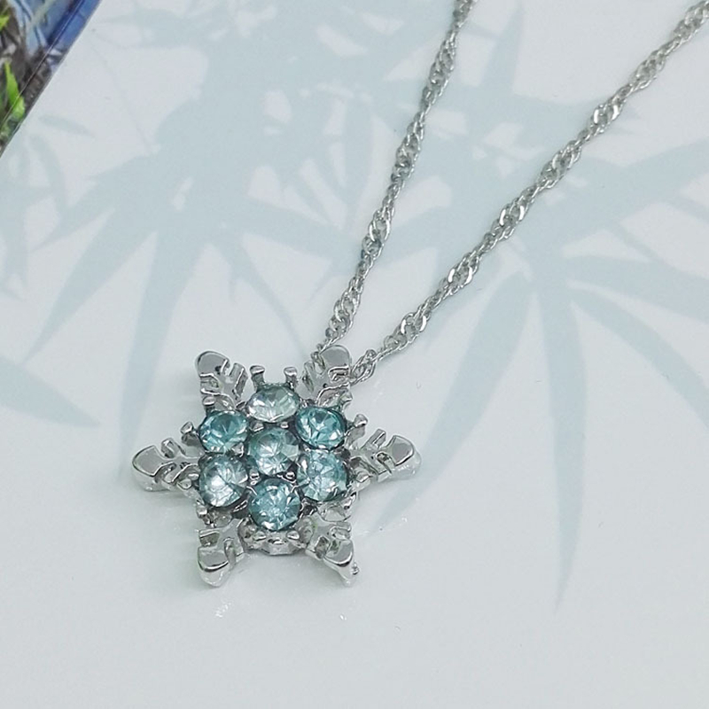 Aquamarine snowflake store necklace