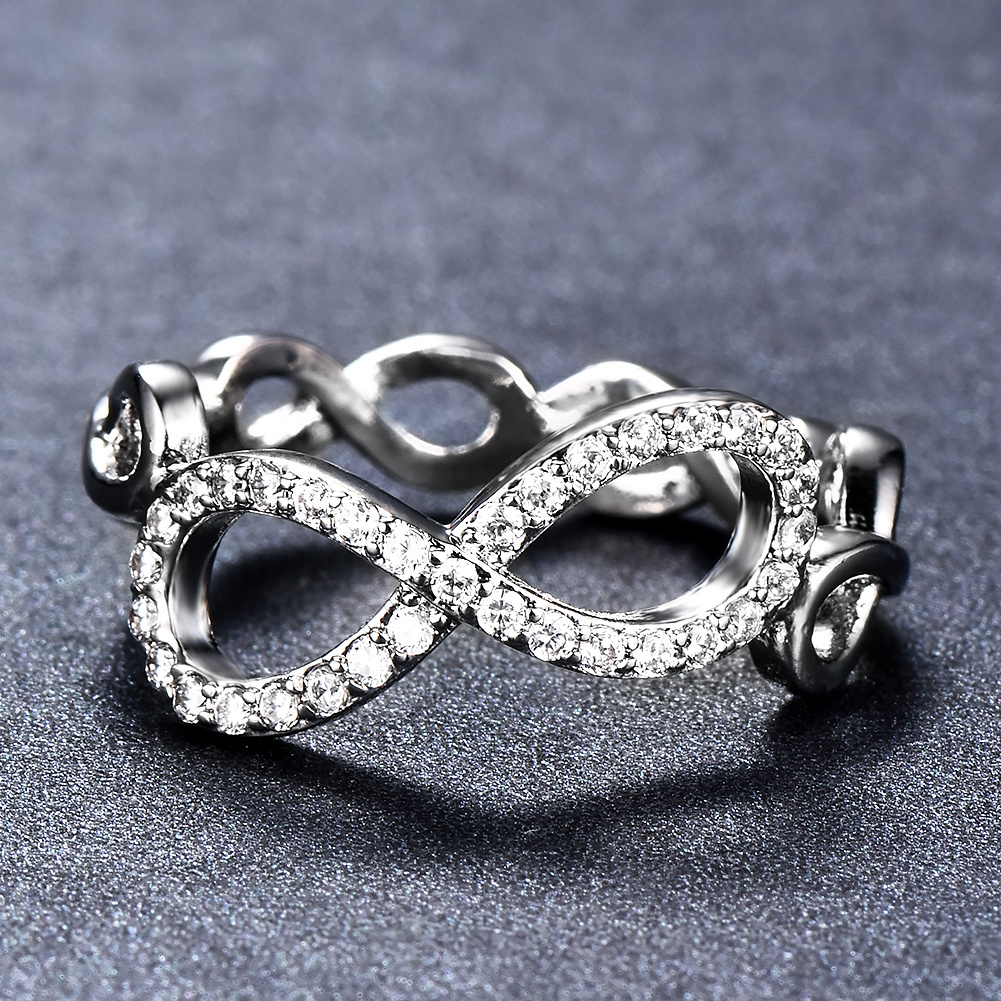 Anillos de best sale compromiso simbolo infinito