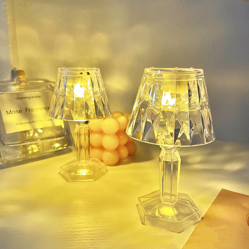 Mini Crystal Diamond Table Lamp Crystal Bedside Lamp Warm Light/White Bed  Lamp Decorative LED Night Light Sleeping Bedside Lamp Battery Powered Desk