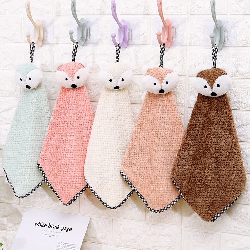 1pc Cute Pig Shaped Hanging Kitchen Towel, Solid Color Drying Hand