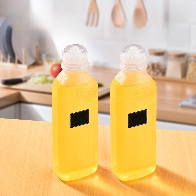 300/500ML Oil Bottle Kitchen Oil Spray Bottle Condiment Squeeze