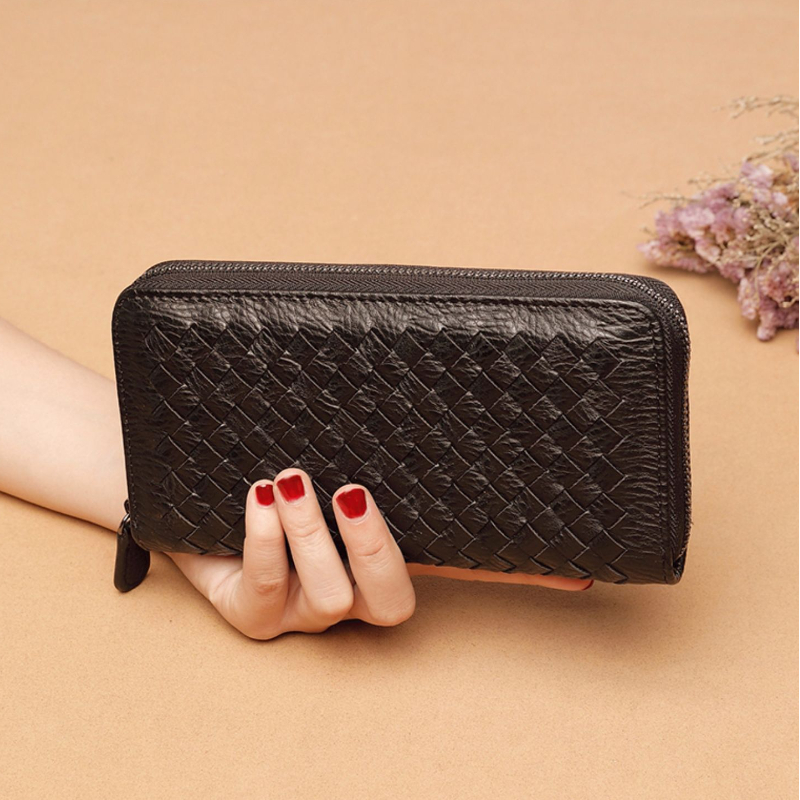 New Design Ladies Handbag Contrast Color Long Ladies Wallet Large-Capacity  Money Clip - China Purse and Wear Resistant price