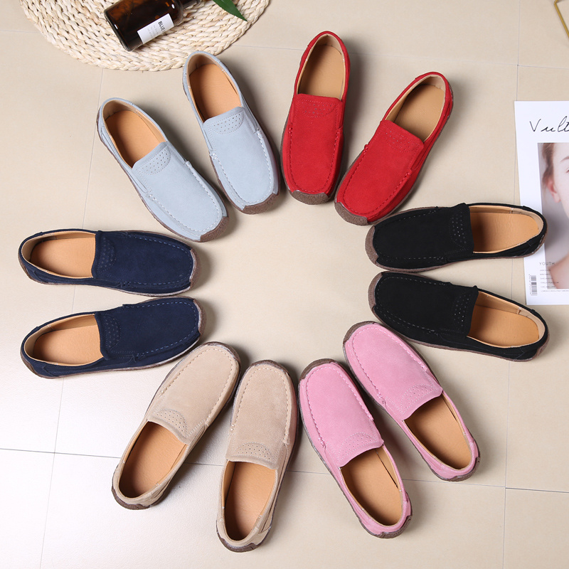 Women's Solid Flat Shoes Comfortable & Lightweight Slip On Shoes