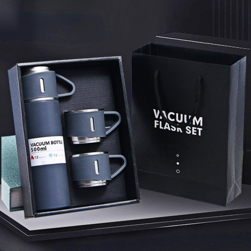 Vacuum Flask Set With 3 Cups - 500ml