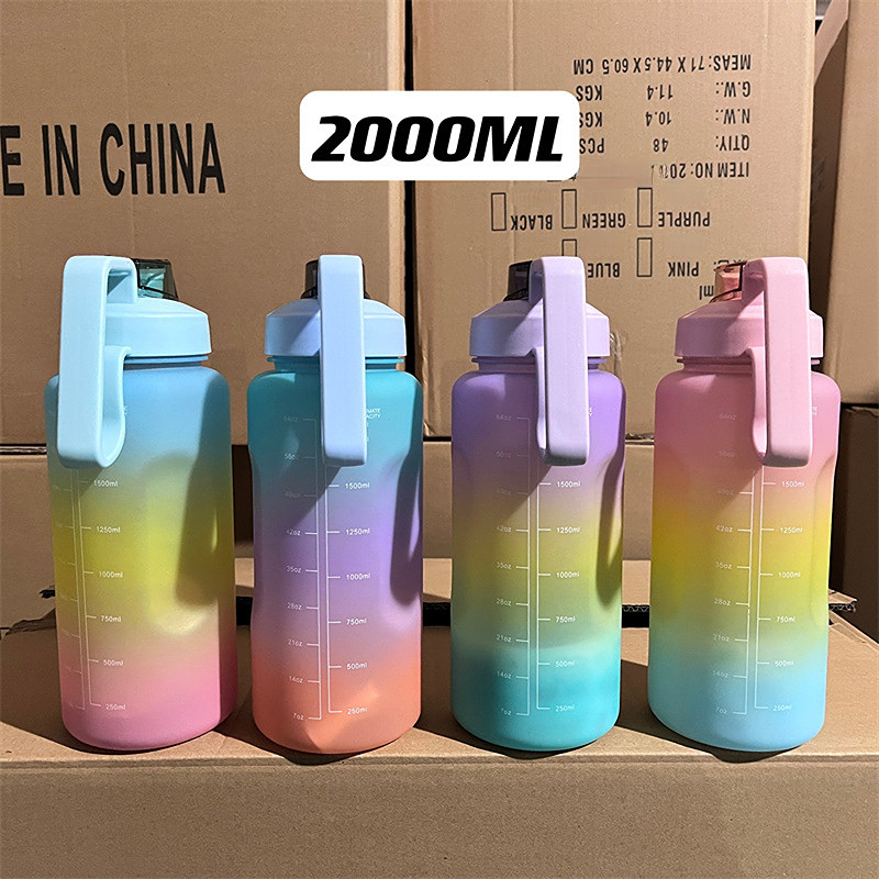 1pc 2000ml Gradient Outdoor Sports Water Bottle With Handle Design