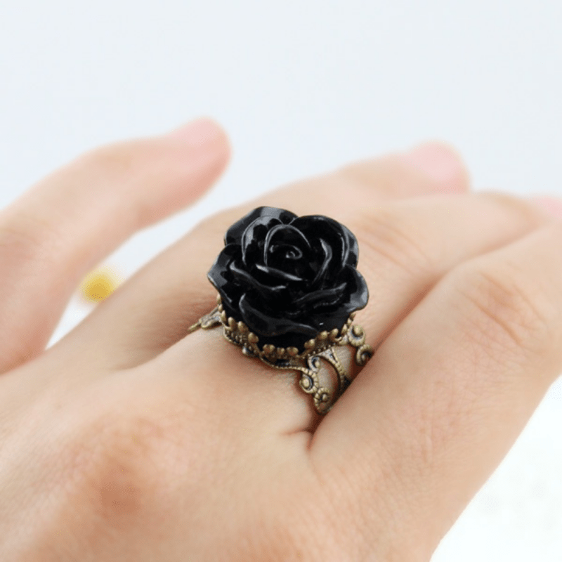 

1pc, Vintage Jewelry Wholesale Hot Selling Promotion Bronze Alloy Gothic Black Rhinestone Rose Rings For Women
