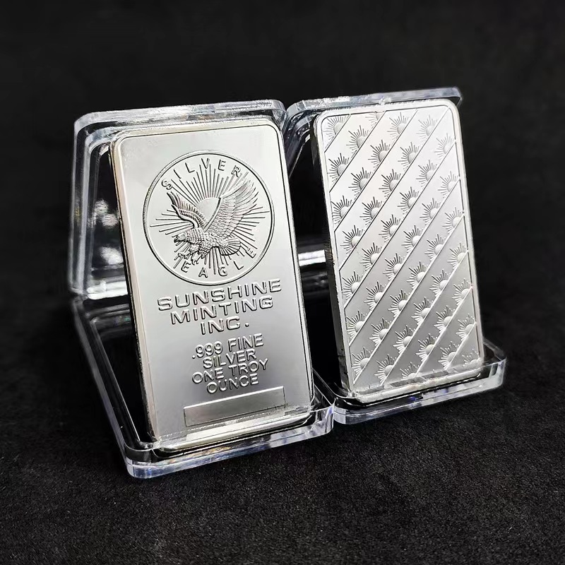 Silvery American Eagle Commemorative Coin Square Commemorative Coin ...