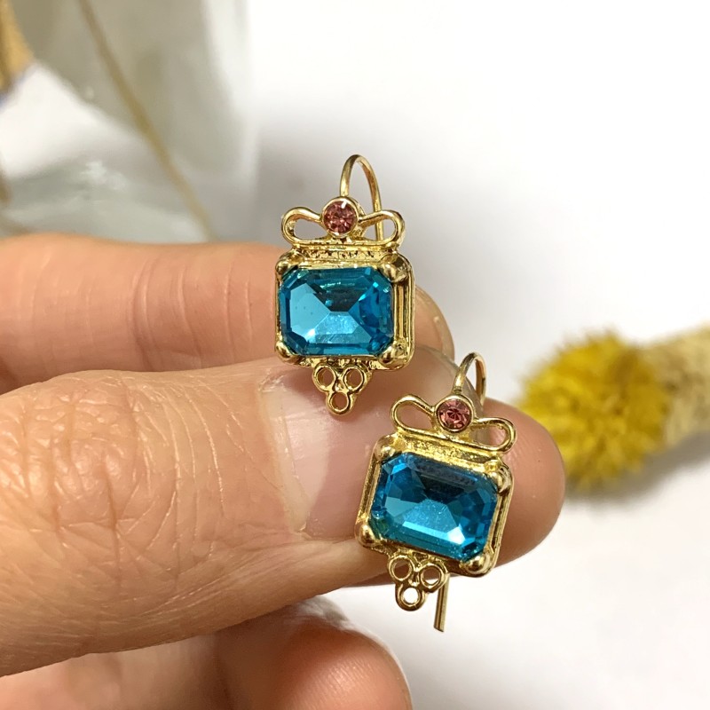 2pcs Golden Men's Aquamarine Earrings for Stylish Look