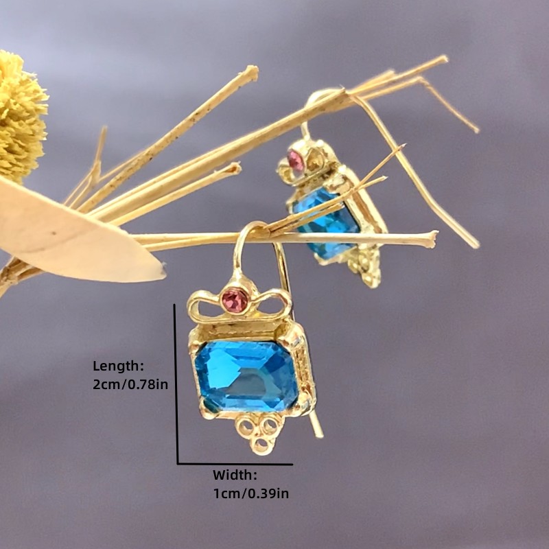 2pcs Golden Men's Aquamarine Earrings for Stylish Look