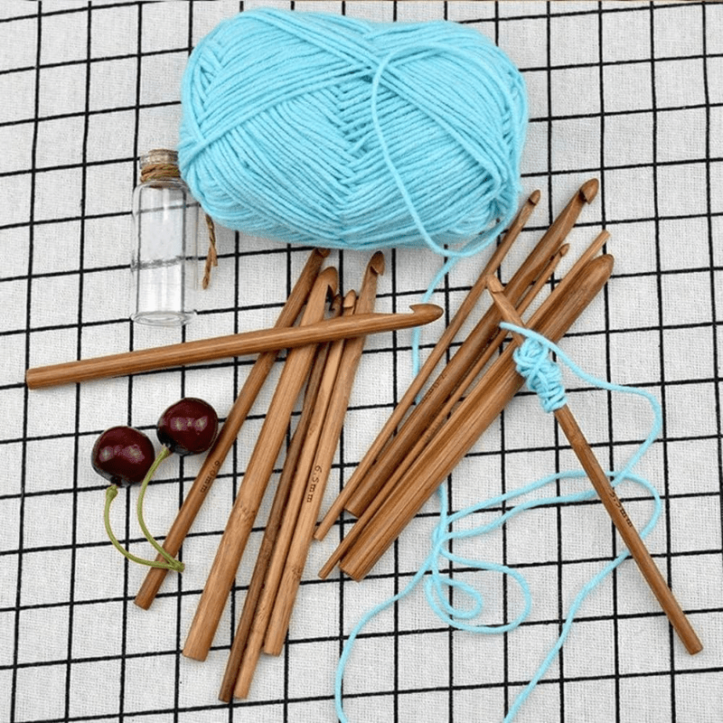 Long Wooden Crochet Hook M Bamboo Crochet Hooks Set with Case Ergonomic Crochet Needles Bamboo Handle Handcrafted Knitting Needles Weave Yarn Craft