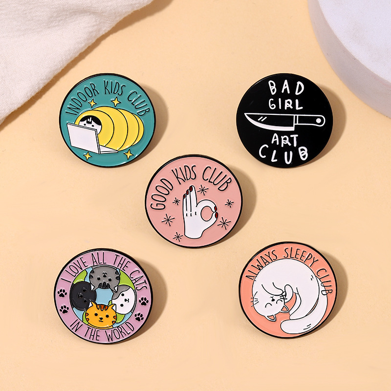 Creative Cute Cartoon Cat Fish Rabbit Diy Pin Badge - Temu Canada