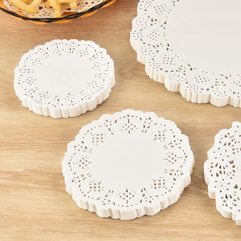 

160pcs Flower Bottom Oil Paper, Round Household Fried Baking Flower Bottom Paper, Oil-absorbing Paper, Edible Pizza Cake Pad Paper, Oven Special Paper