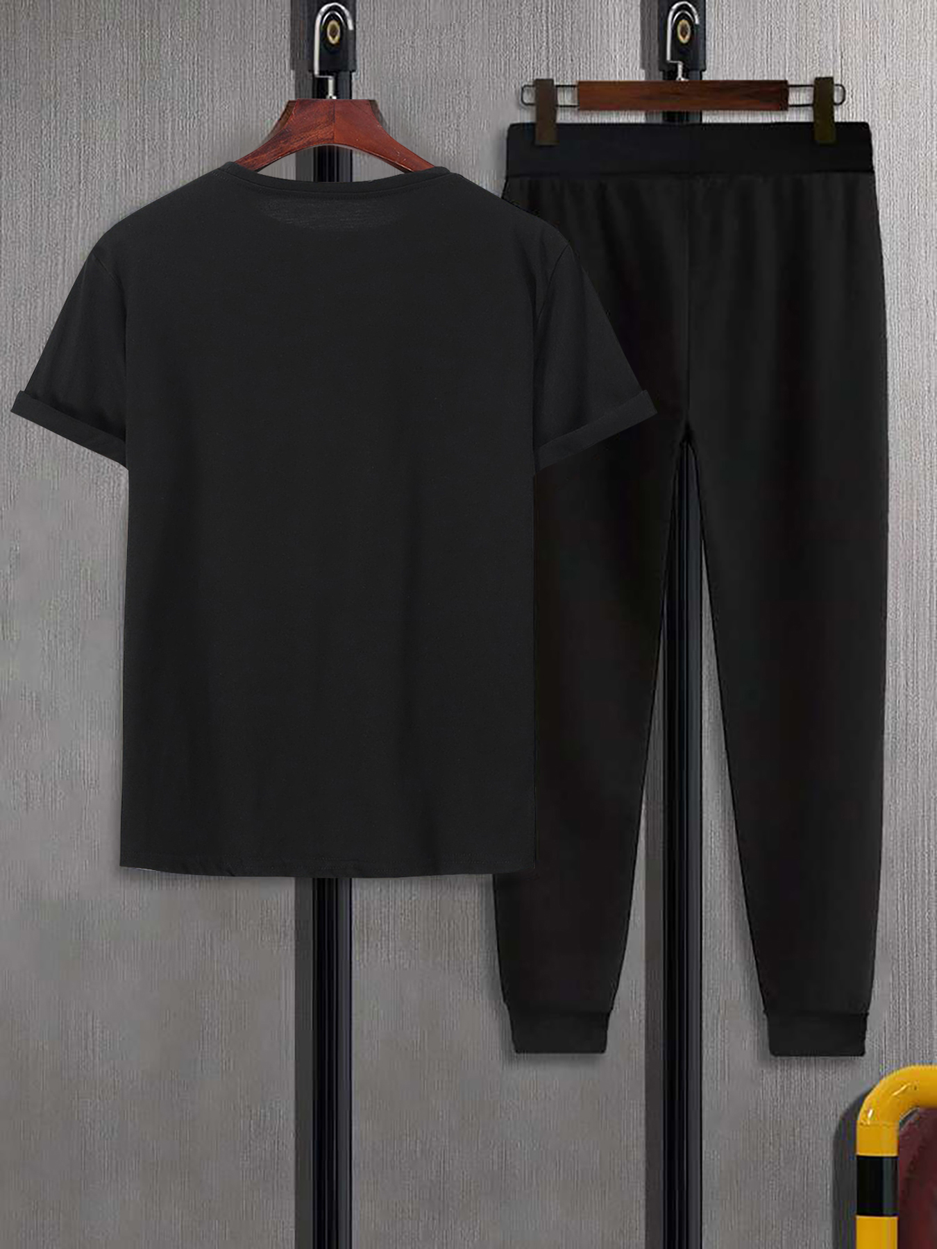 New Fashion Men Sets Letter Tshirts/Shorts/ Tracksuit Streetwear